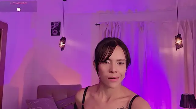 Chat XXX ao vivo de CelesteRuseell