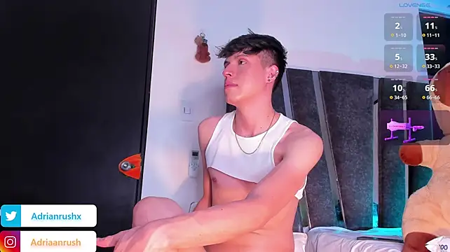 AdrianRushx élő XXX-chatje