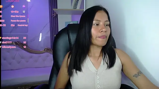 Czat XXX na żywo – emiily_tk