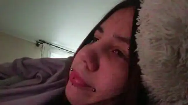 Živý XXX chat IronicBuckle