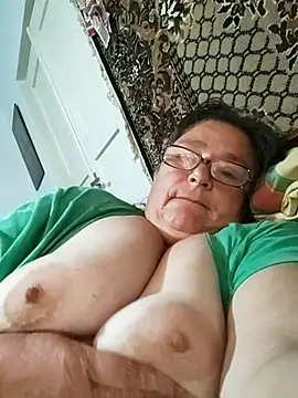Chat XXX en directo de MilaCold5443