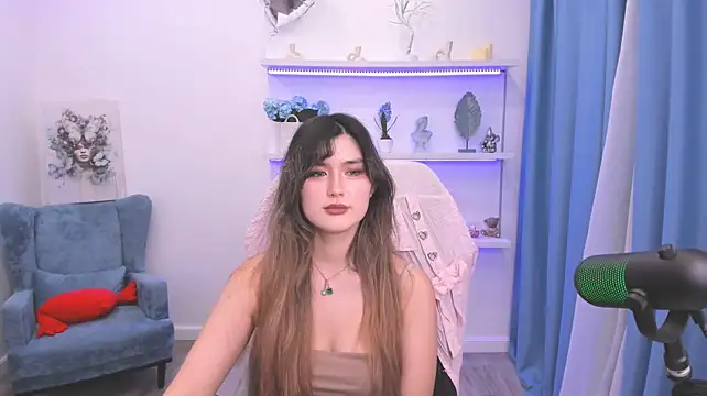 دردشة AnneTLi الجنسية المباشر ة