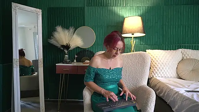 Chat +18 de HaileyMoonn ao vivo