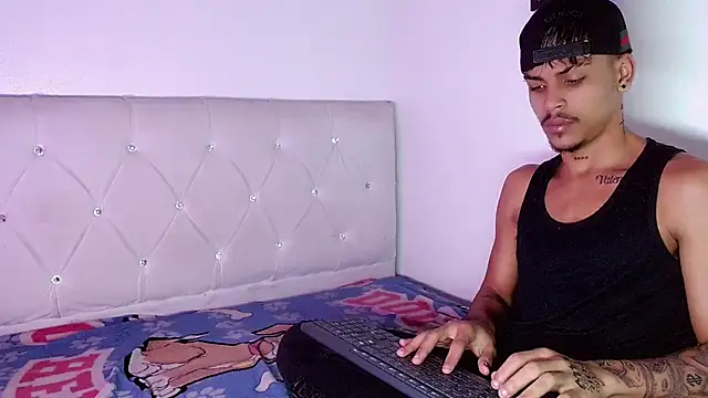 دردشة Angel_foxc13 الجنسية المباشرة