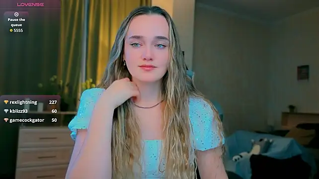 earthfantasyy Adlı Modelin Canlı XXX Sohbeti