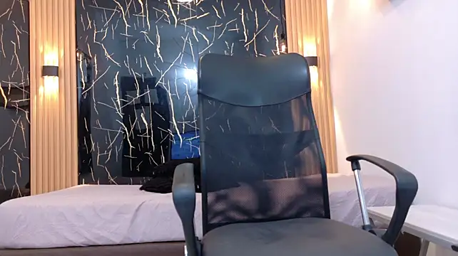 ValeriHot_1 Adlı Modelin Canlı XXX Sohbeti