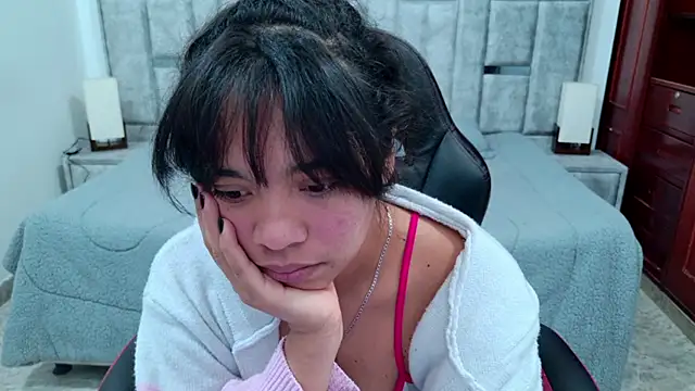 laureentt_ Chat XXX live