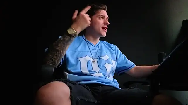FelixStarkk Live XXX-chat