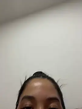 NhefertaryのライブXXXチャット