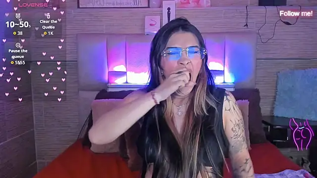 mia_devine_n Live XXX chat