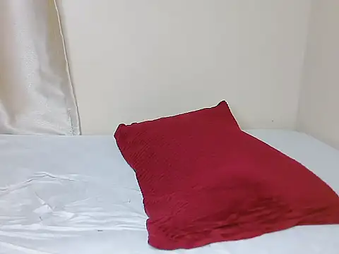 Swt_smiles Chat XXX live