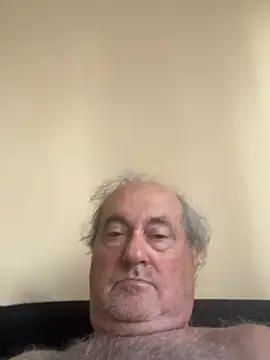 csikar live XXX chat