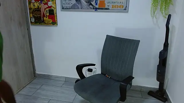 Chat XXX ao vivo de The_Overlord_Alex