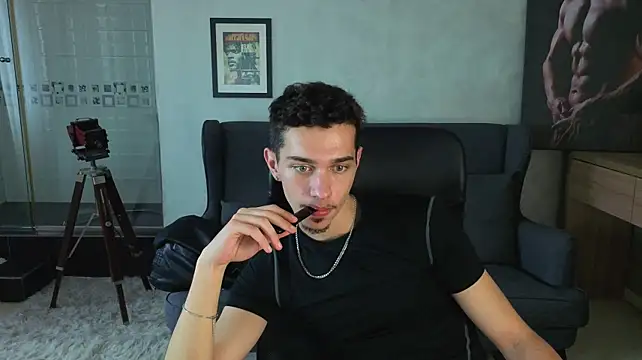 KaydenDrew's Live XXX Chat