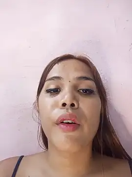 دردشة yolly_fox الجنسية المباشرة