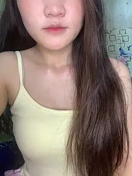 Sew-wet 现场XXX聊天
