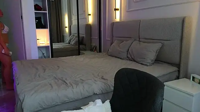 XXX chat uživo modela Lina-hill