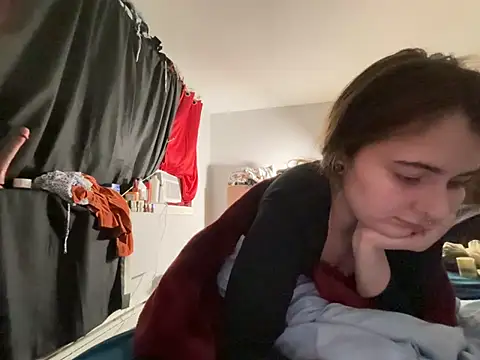 Chat +18 de Snowbunnycake_131 ao vivo