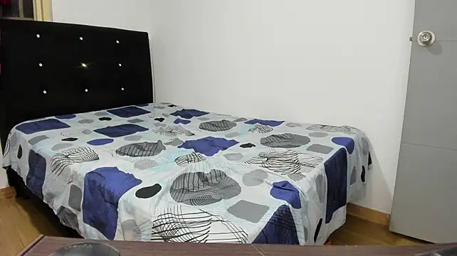 RachelJones_ – Naživo XXX chat