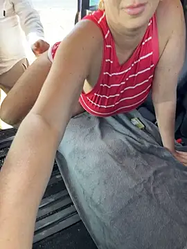 Chat +18 de TUNDEROSE1 ao vivo