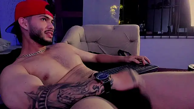 Vincentblack Adlı Modelin Canlı XXX Sohbeti