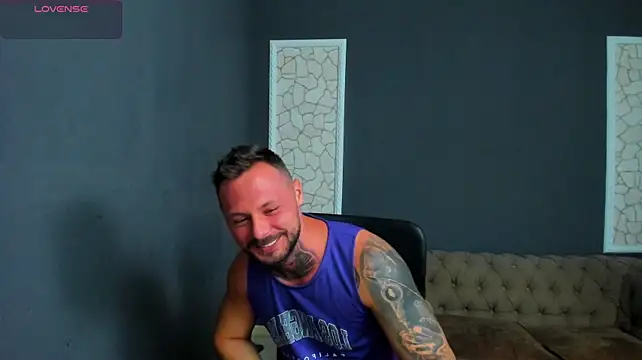 Онлайн чат XXX BrianHunts