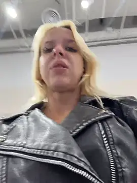 LikaCat's Live XXX Chat