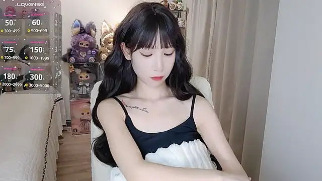 M-OTT_ লাইভ XXX চ্যাট