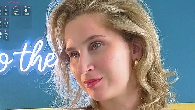 Lilianadaniels XXX чат на живо