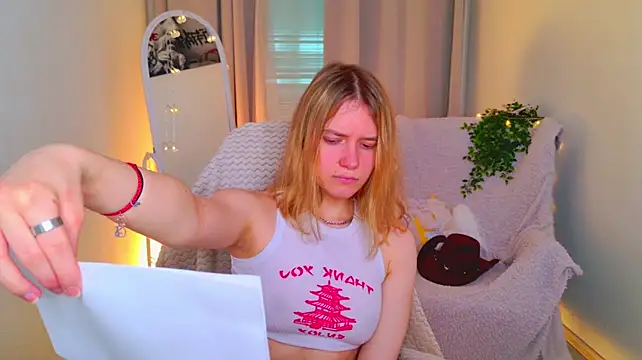 MilanaRayy Chat XXX in diretta