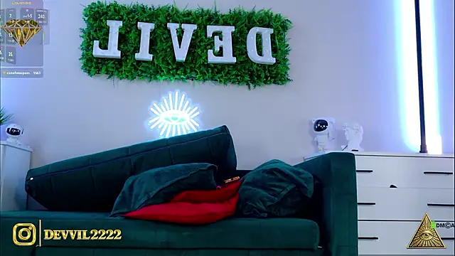 Devvil2222のライブXXXチャット