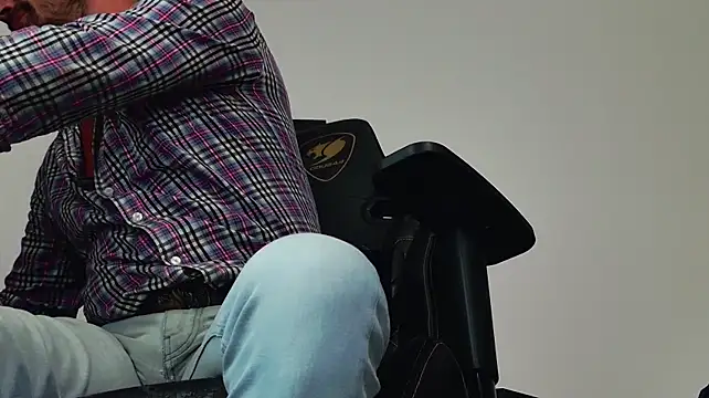 XXX chat uživo modela ChrisKox