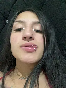 SUSI_ROJAS_19's Live XXX Chat