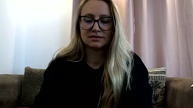 Nataly_Rosy's Live XXX Chat