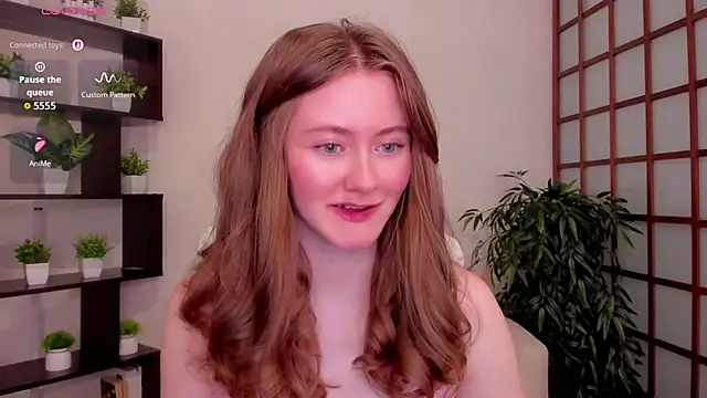 KateCuddle Chat XXX live