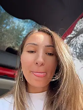 Wonder_Kari Live XXX-Chat