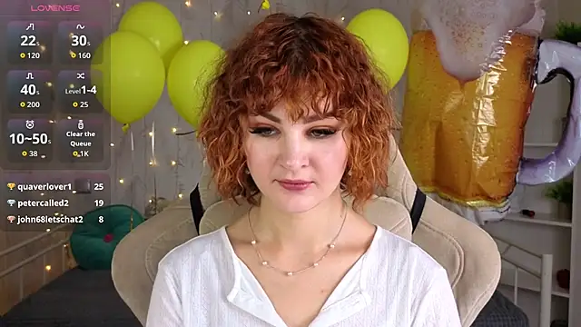 Kira__Fluffy Chat XXX in diretta