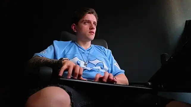 FelixStarkk Live XXX-Chat