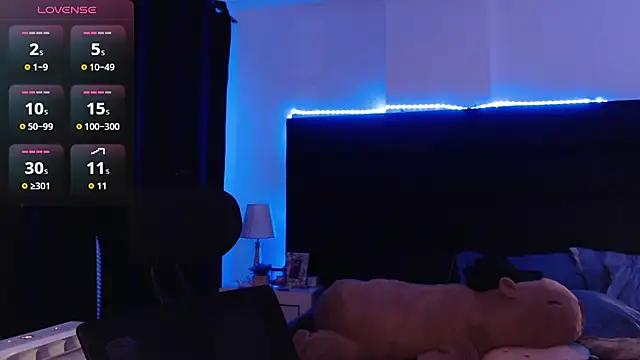 andrewmhilton_'s Live XXX Chat
