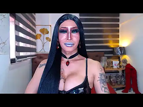 DominateMistressTania's Live XXX Chat