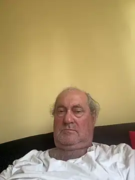 csikar live XXX chat