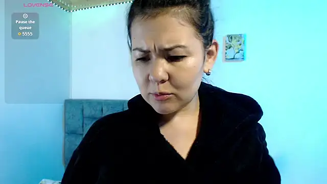 Онлайн чат XXX Donniia