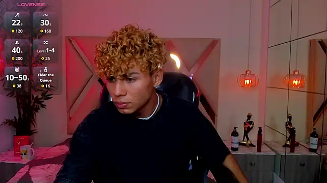 XXX chat uživo modela Anyelo_Twink