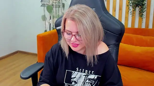 AdeleRavelle 라이브 XXX 채팅