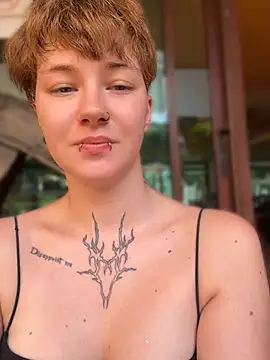 IceMur Chat XXX in diretta