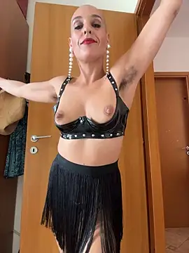 XXX chat uživo modela emprexkala