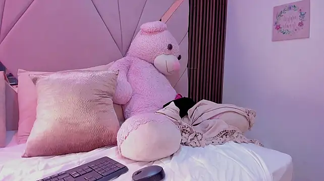 mia_rouxx1 Chat XXX live