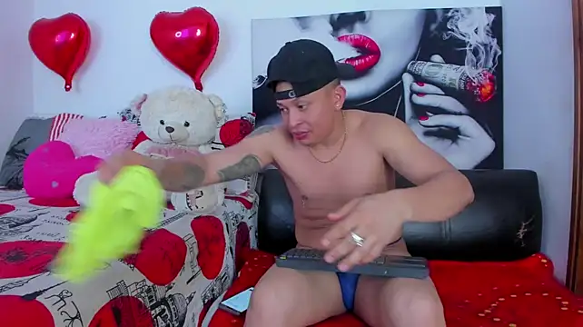 Chat +18 de Angeline_focus ao vivo