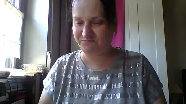 _squirty_cum_lady_'s Live Chat Room
