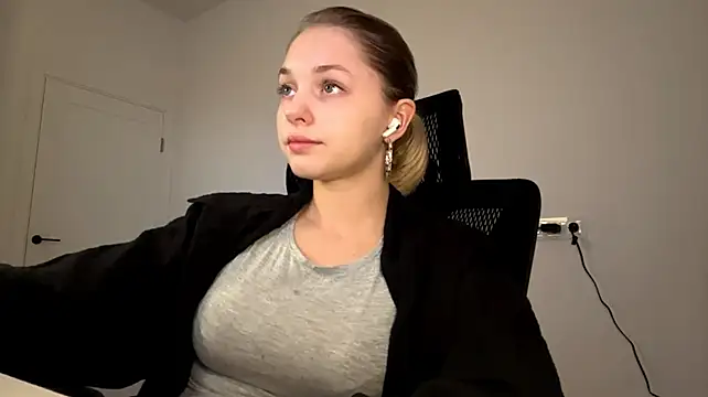Chat XXX en directo de EveryoneEve